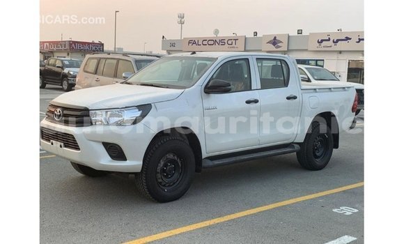 Buy Import Toyota Hilux White Car in Import - Dubai in Adrar Buy Import Toyota Hilux White Car in Import - Dubai in Adrar
