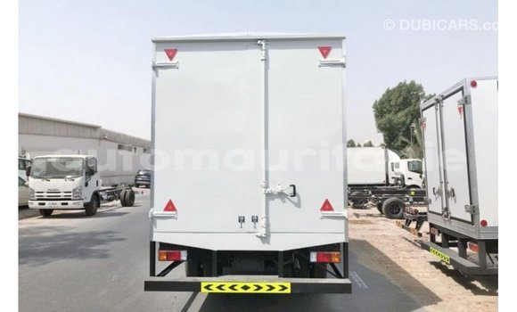 Buy Import Hino 300 Series White Truck in Import - Dubai in Adrar Buy Import Hino 300 Series White Truck in Import - Dubai in Adrar