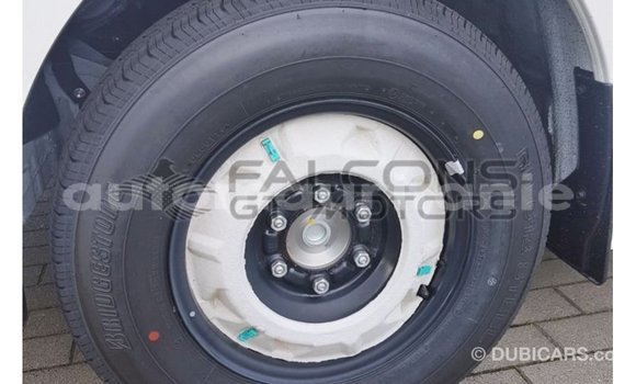 Acheter Import Voiture Toyota Hiace Blanc à Import - Dubai, Adrar Acheter Import Voiture Toyota Hiace Blanc à Import - Dubai, Adrar