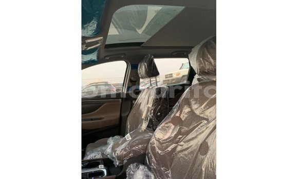 Buy Import Hyundai Santa Fe White Car in Import - Dubai in Adrar Buy Import Hyundai Santa Fe White Car in Import - Dubai in Adrar