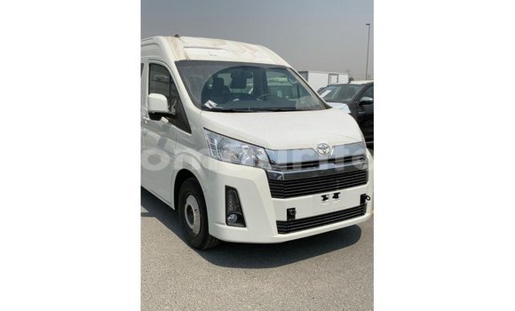Buy Import Toyota Hiace White Car in Import - Dubai in Adrar Buy Import Toyota Hiace White Car in Import - Dubai in Adrar