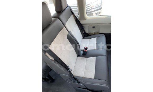 Buy Import Toyota Hiace White Car in Import - Dubai in Adrar Buy Import Toyota Hiace White Car in Import - Dubai in Adrar