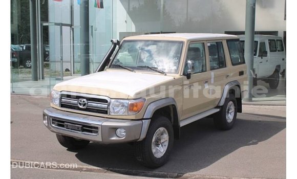 Acheter Import Voiture Toyota Land Cruiser Beige à Import - Dubai, Adrar Acheter Import Voiture Toyota Land Cruiser Beige à Import - Dubai, Adrar