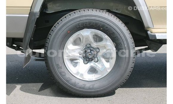 Acheter Import Voiture Toyota Land Cruiser Beige à Import - Dubai, Adrar Acheter Import Voiture Toyota Land Cruiser Beige à Import - Dubai, Adrar