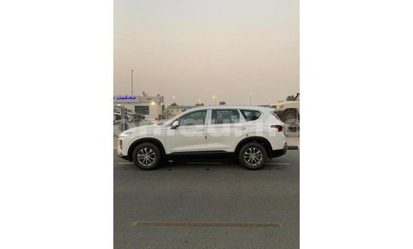 Acheter Import Voiture Hyundai Santa Fe Blanc à Import - Dubai, Adrar Acheter Import Voiture Hyundai Santa Fe Blanc à Import - Dubai, Adrar