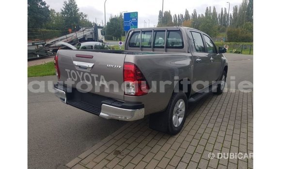 Buy Import Toyota Hilux Brown Car in Import - Dubai in Adrar Buy Import Toyota Hilux Brown Car in Import - Dubai in Adrar