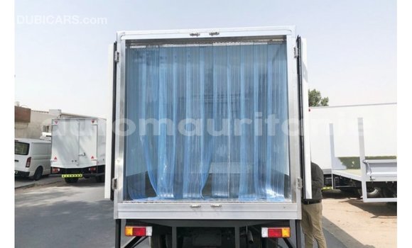 Acheter Import Utilitaire Hino 300 Series Blanc à Import - Dubai, Adrar Acheter Import Utilitaire Hino 300 Series Blanc à Import - Dubai, Adrar