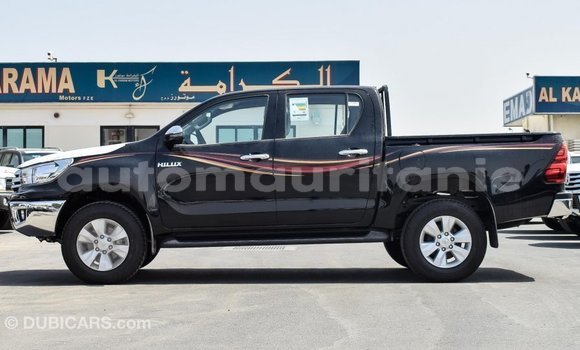 Acheter Import Voiture Toyota Hilux Noir à Import - Dubai, Adrar Acheter Import Voiture Toyota Hilux Noir à Import - Dubai, Adrar