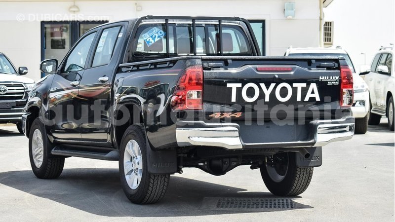 Big with watermark toyota hilux adrar import dubai 2036