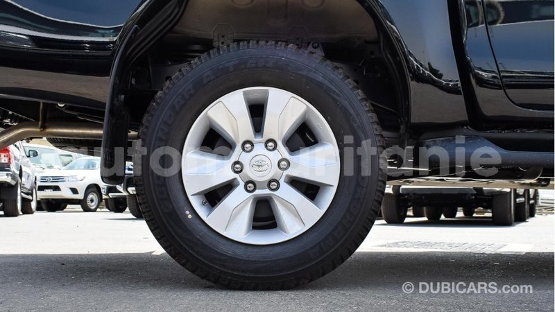 Big with watermark toyota hilux adrar import dubai 2036