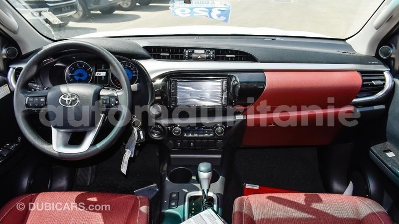 Big with watermark toyota hilux adrar import dubai 2037