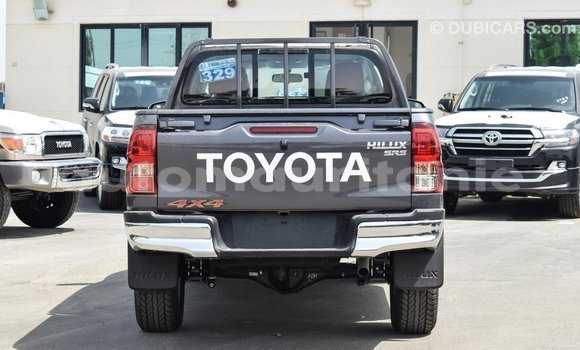 Acheter Import Voiture Toyota Hilux Autre à Import - Dubai, Adrar Acheter Import Voiture Toyota Hilux Autre à Import - Dubai, Adrar