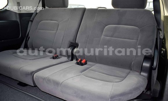 Acheter Import Voiture Toyota Land Cruiser Blanc à Import - Dubai, Adrar Acheter Import Voiture Toyota Land Cruiser Blanc à Import - Dubai, Adrar