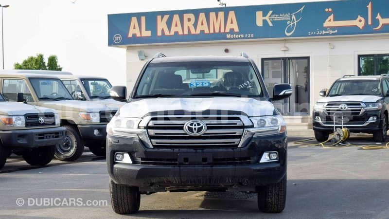 Big with watermark toyota land cruiser adrar import dubai 2039