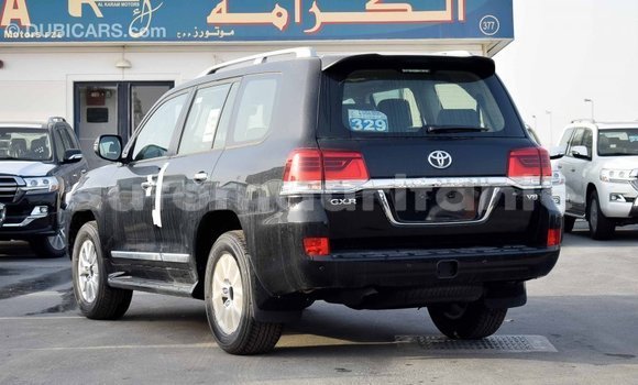 Acheter Import Voiture Toyota Land Cruiser Noir à Import - Dubai, Adrar Acheter Import Voiture Toyota Land Cruiser Noir à Import - Dubai, Adrar