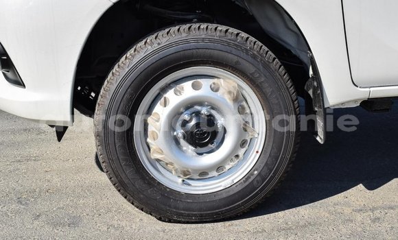 Acheter Import Voiture Toyota Hilux Blanc à Import - Dubai, Adrar Acheter Import Voiture Toyota Hilux Blanc à Import - Dubai, Adrar