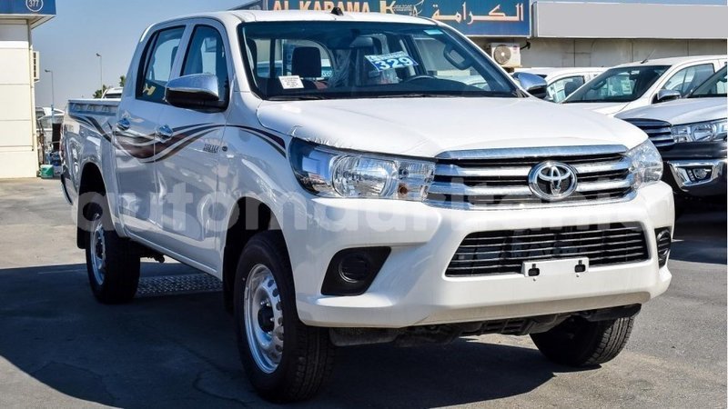Big with watermark toyota hilux adrar import dubai 2041