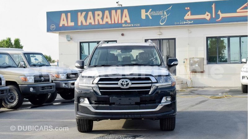 Big with watermark toyota land cruiser adrar import dubai 2043