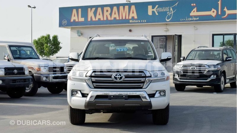 Big with watermark toyota land cruiser adrar import dubai 2044