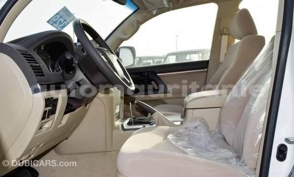 Acheter Import Voiture Toyota Land Cruiser Blanc à Import - Dubai, Adrar Acheter Import Voiture Toyota Land Cruiser Blanc à Import - Dubai, Adrar