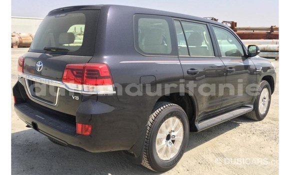 Buy Import Toyota Land Cruiser Black Car in Import - Dubai in Adrar Buy Import Toyota Land Cruiser Black Car in Import - Dubai in Adrar