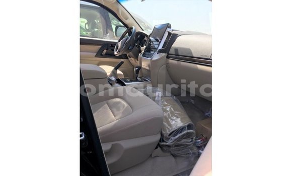 Buy Import Toyota Land Cruiser Black Car in Import - Dubai in Adrar Buy Import Toyota Land Cruiser Black Car in Import - Dubai in Adrar