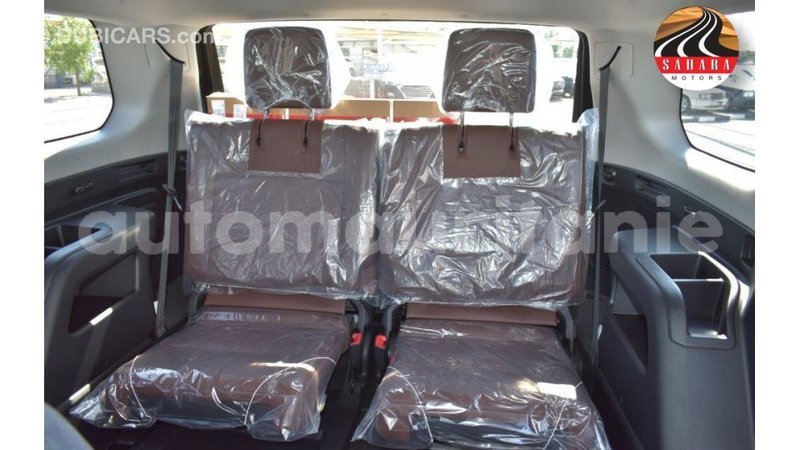 Big with watermark toyota hiace adrar import dubai 2054