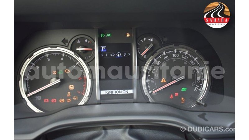 Big with watermark toyota hiace adrar import dubai 2054