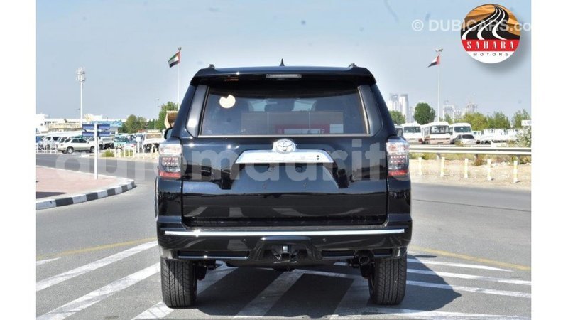 Big with watermark toyota hiace adrar import dubai 2054