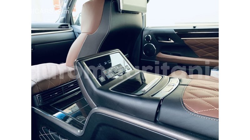 Big with watermark lexus lx adrar import dubai 2061