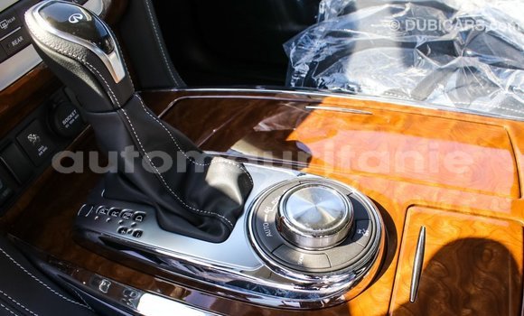 Acheter Import Voiture Infiniti Q Blanc à Import - Dubai, Adrar Acheter Import Voiture Infiniti Q Blanc à Import - Dubai, Adrar