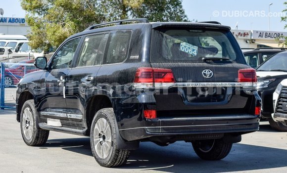 Buy Import Toyota Land Cruiser Black Car in Import - Dubai in Adrar Buy Import Toyota Land Cruiser Black Car in Import - Dubai in Adrar