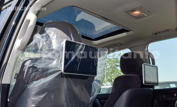 Buy Import Toyota Land Cruiser Black Car in Import - Dubai in Adrar Buy Import Toyota Land Cruiser Black Car in Import - Dubai in Adrar