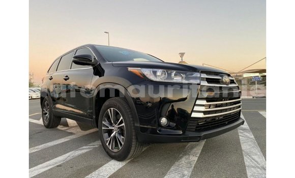 Acheter Import Voiture Toyota Highlander Noir à Import - Dubai, Adrar Acheter Import Voiture Toyota Highlander Noir à Import - Dubai, Adrar