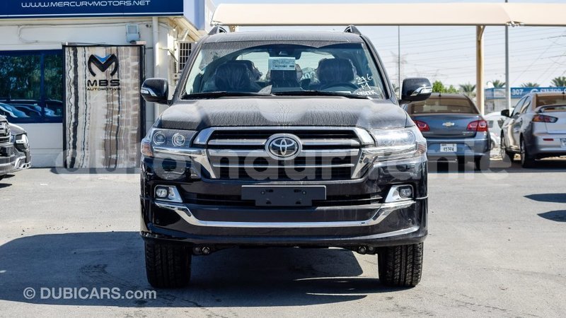 Big with watermark toyota land cruiser adrar import dubai 2084