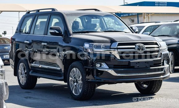 Acheter Import Voiture Toyota Land Cruiser Noir à Import - Dubai, Adrar Acheter Import Voiture Toyota Land Cruiser Noir à Import - Dubai, Adrar