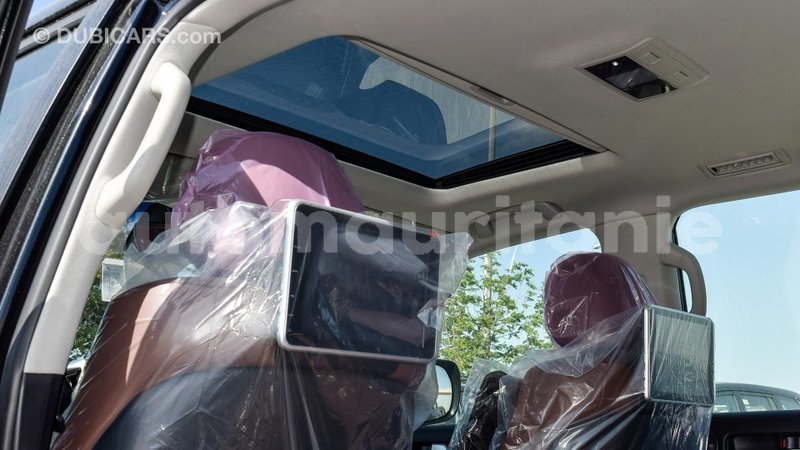 Big with watermark toyota land cruiser adrar import dubai 2084