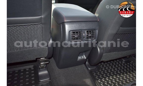 Buy Import Toyota HiAce White Truck in Import - Dubai in Adrar Buy Import Toyota HiAce White Truck in Import - Dubai in Adrar