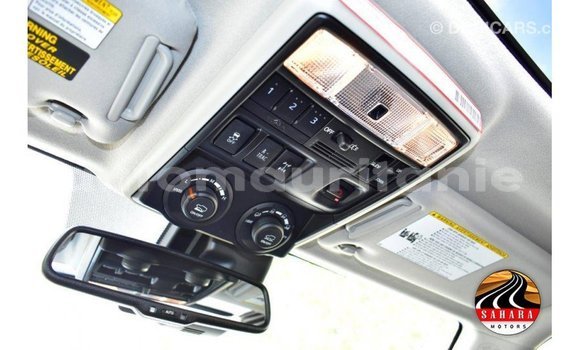 Buy Import Toyota HiAce White Truck in Import - Dubai in Adrar Buy Import Toyota HiAce White Truck in Import - Dubai in Adrar