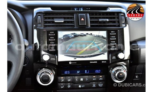 Buy Import Toyota HiAce White Truck in Import - Dubai in Adrar Buy Import Toyota HiAce White Truck in Import - Dubai in Adrar