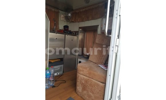 Acheter Import Voiture Kia Carens Blanc à Import - Dubai, Adrar Acheter Import Voiture Kia Carens Blanc à Import - Dubai, Adrar