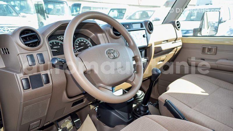 Big with watermark toyota land cruiser adrar import dubai 2095