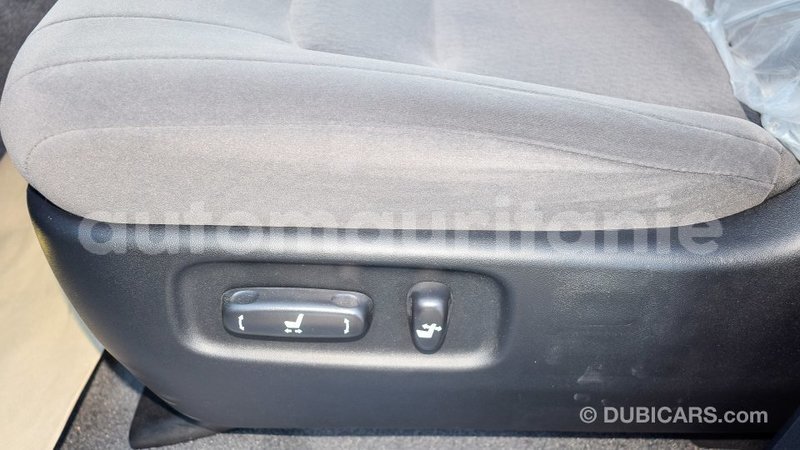 Big with watermark toyota land cruiser adrar import dubai 2096