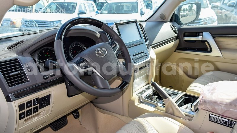Big with watermark toyota land cruiser adrar import dubai 2097
