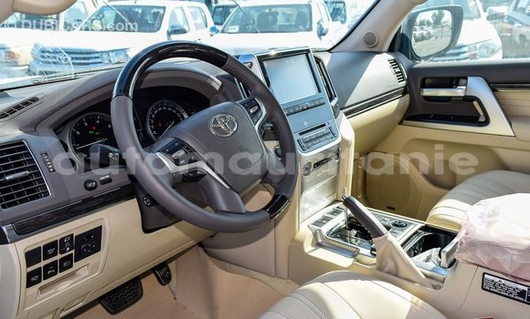 Acheter Import Voiture Toyota Land Cruiser Noir à Import - Dubai, Adrar Acheter Import Voiture Toyota Land Cruiser Noir à Import - Dubai, Adrar