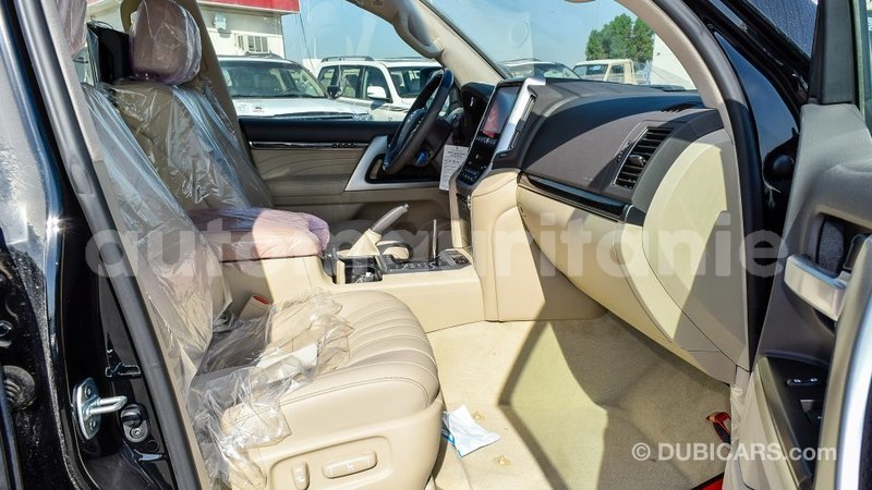 Big with watermark toyota land cruiser adrar import dubai 2097
