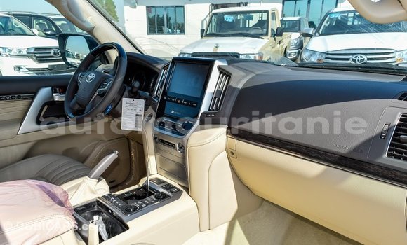 Acheter Import Voiture Toyota Land Cruiser Noir à Import - Dubai, Adrar Acheter Import Voiture Toyota Land Cruiser Noir à Import - Dubai, Adrar