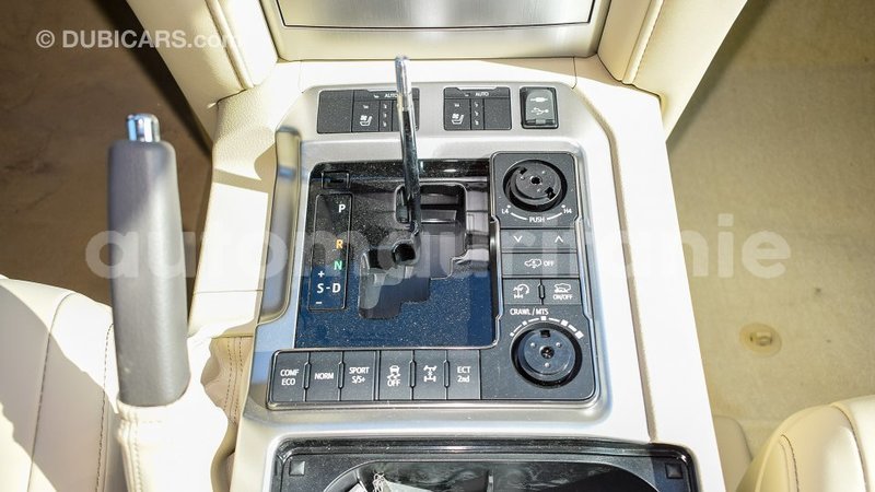 Big with watermark toyota land cruiser adrar import dubai 2097