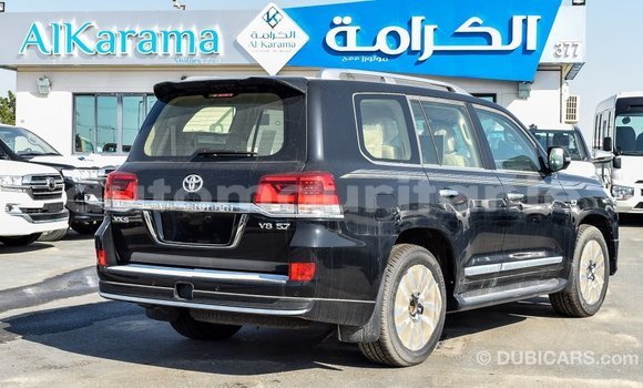 Acheter Import Voiture Toyota Land Cruiser Noir à Import - Dubai, Adrar Acheter Import Voiture Toyota Land Cruiser Noir à Import - Dubai, Adrar