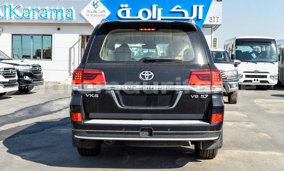 Acheter Import Voiture Toyota Land Cruiser Noir à Import - Dubai, Adrar Acheter Import Voiture Toyota Land Cruiser Noir à Import - Dubai, Adrar